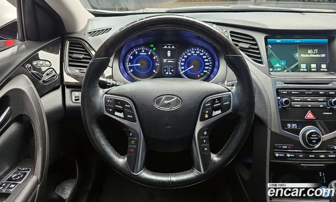 Hyundai Grandeur 2014 2.4 автомат (гидро), фото 19 Hyundai Grandeur 2014 2.4 автомат (гидро), фото 19