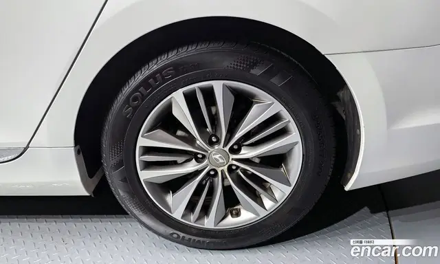 Hyundai Grandeur 2014 2.4 автомат (гидро), миниатюра 7 Hyundai Grandeur 2014 2.4 автомат (гидро), миниатюра 7