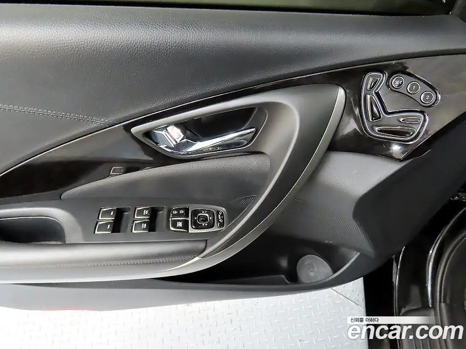 Hyundai Grandeur 2014 2.4 автомат (гидро), фото 11 Hyundai Grandeur 2014 2.4 автомат (гидро), фото 11