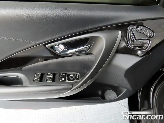 Hyundai Grandeur 2014 2.4 автомат (гидро), миниатюра 11 Hyundai Grandeur 2014 2.4 автомат (гидро), миниатюра 11