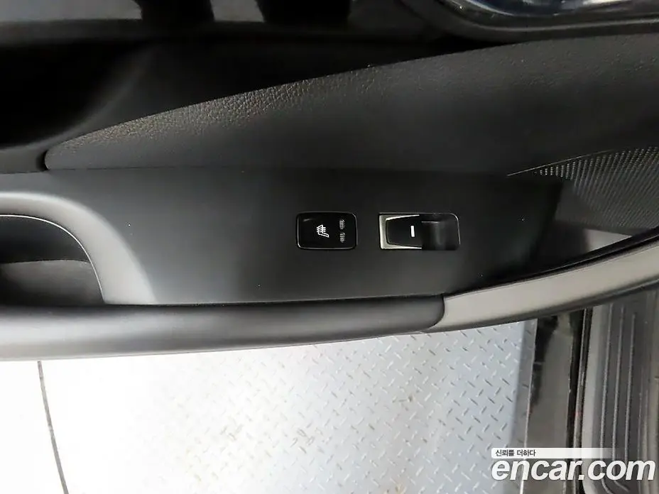 Hyundai Grandeur 2014 2.4 автомат (гидро), фото 12 Hyundai Grandeur 2014 2.4 автомат (гидро), фото 12