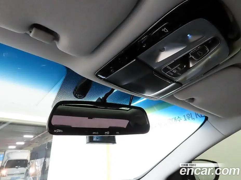 Hyundai Grandeur 2014 2.4 автомат (гидро), фото 17 Hyundai Grandeur 2014 2.4 автомат (гидро), фото 17