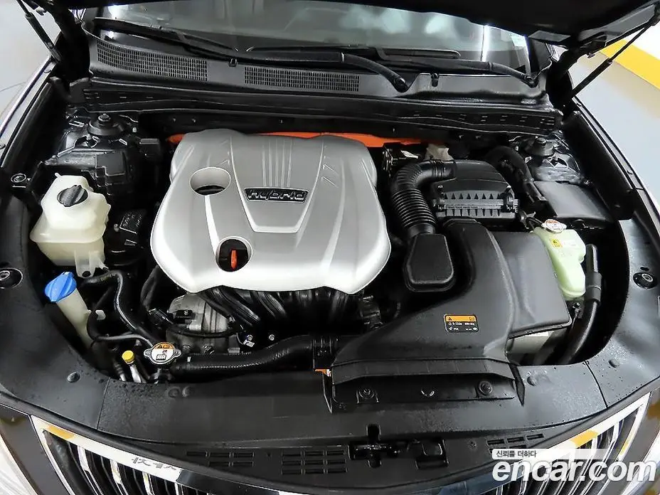Hyundai Grandeur 2014 2.4 автомат (гидро), фото 19 Hyundai Grandeur 2014 2.4 автомат (гидро), фото 19