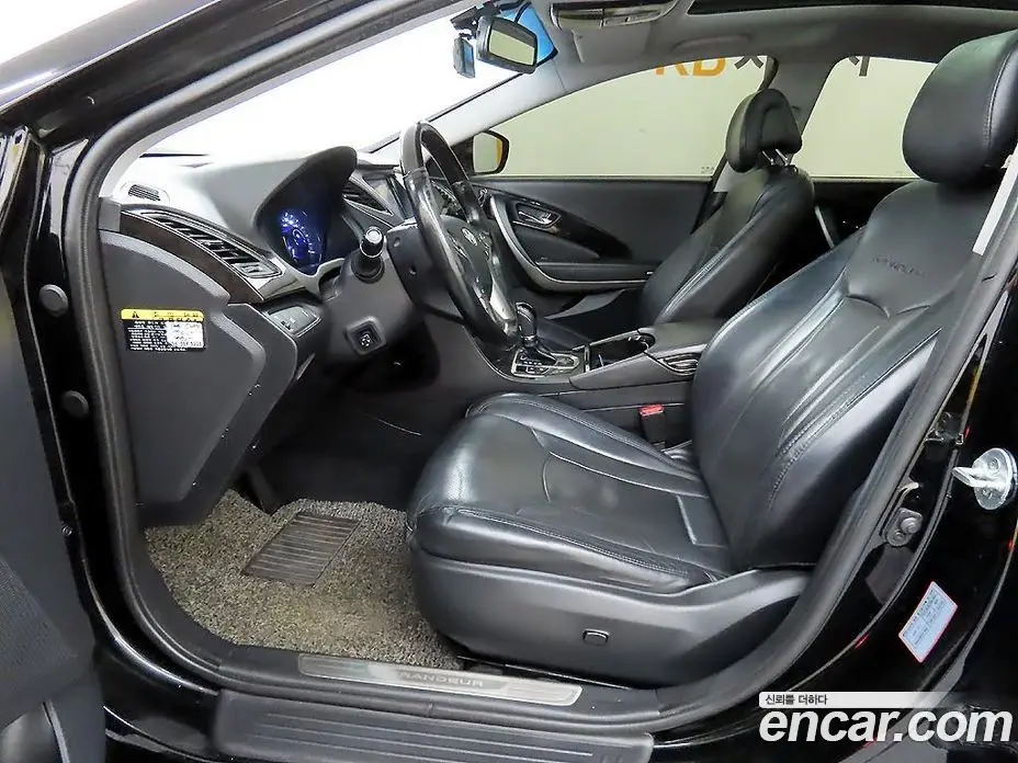 Hyundai Grandeur 2014 2.4 автомат (гидро), фото 5 Hyundai Grandeur 2014 2.4 автомат (гидро), фото 5