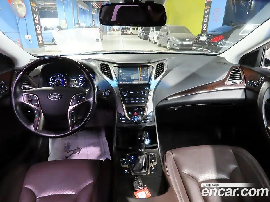Hyundai Grandeur 2014 3.0 автомат (гидро), фото 5 Hyundai Grandeur 2014 3.0 автомат (гидро), фото 5