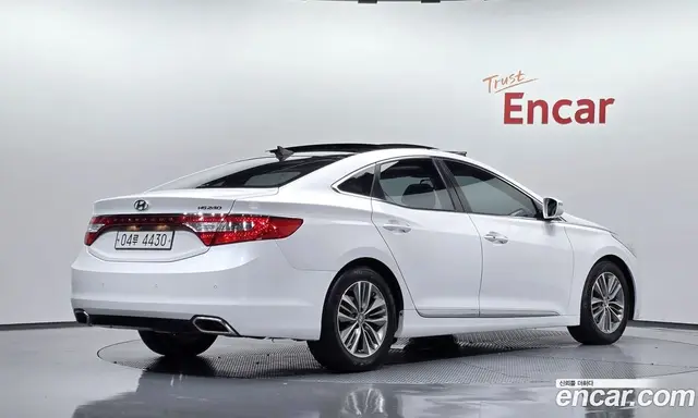 Hyundai Grandeur, 2015, 121 706 км