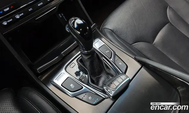 Hyundai Grandeur 2015 2.4 автомат (гидро), миниатюра 11