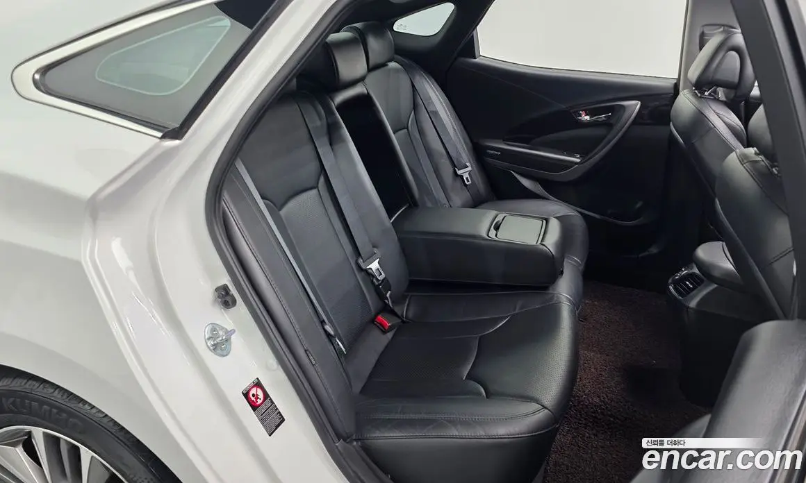 Hyundai Grandeur 2015 2.4 автомат (гидро), фото 16