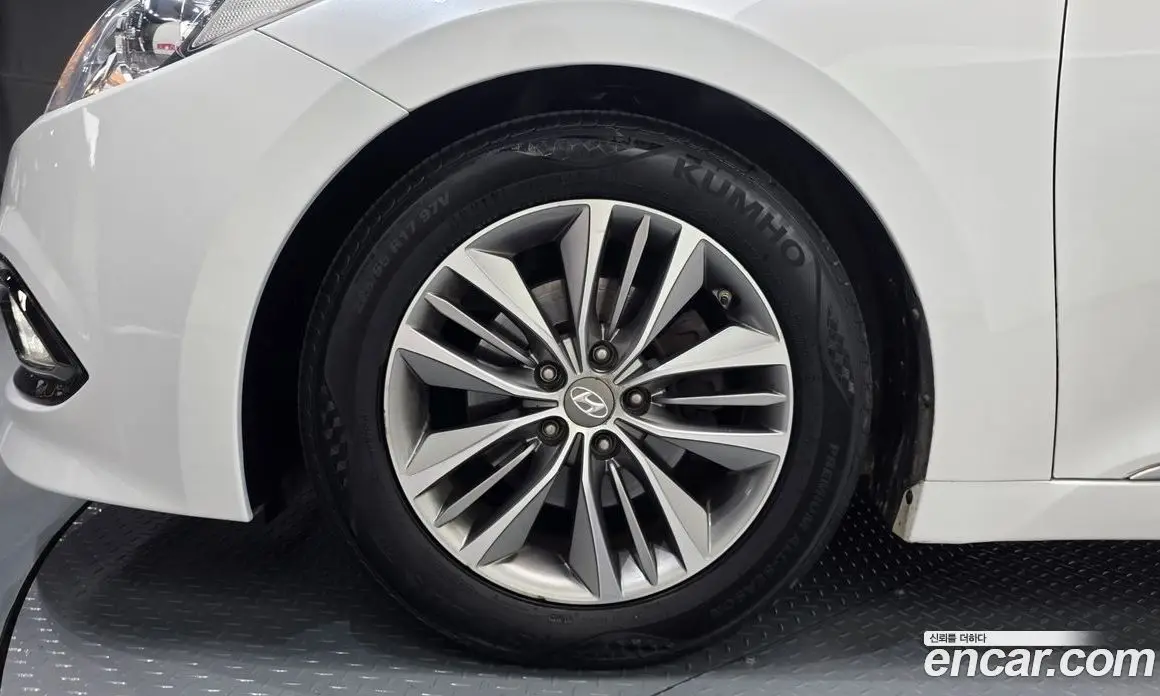Hyundai Grandeur 2015 2.4 автомат (гидро), фото 4