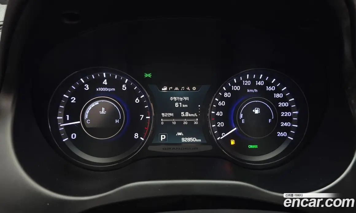 Hyundai Grandeur 2016 2.4 автомат (гидро), фото 11