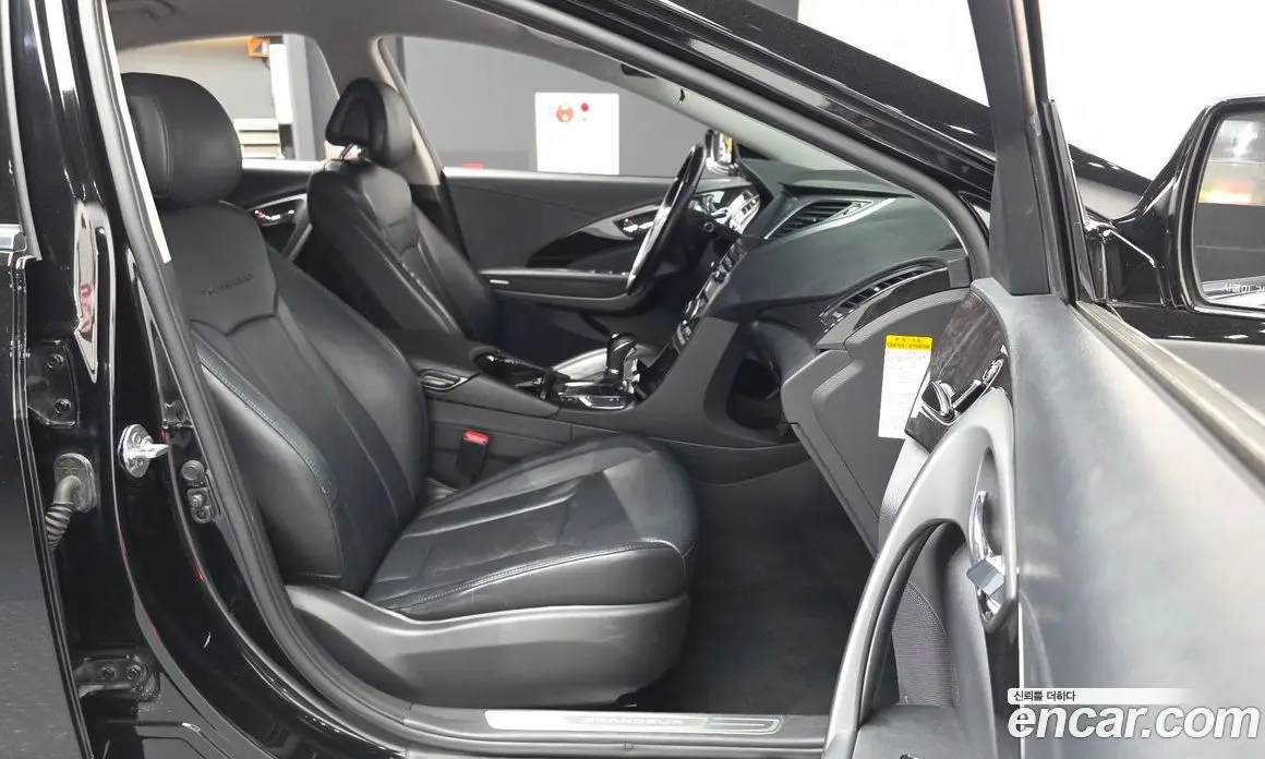 Hyundai Grandeur 2016 2.4 автомат (гидро), фото 17 Hyundai Grandeur 2016 2.4 автомат (гидро), фото 17
