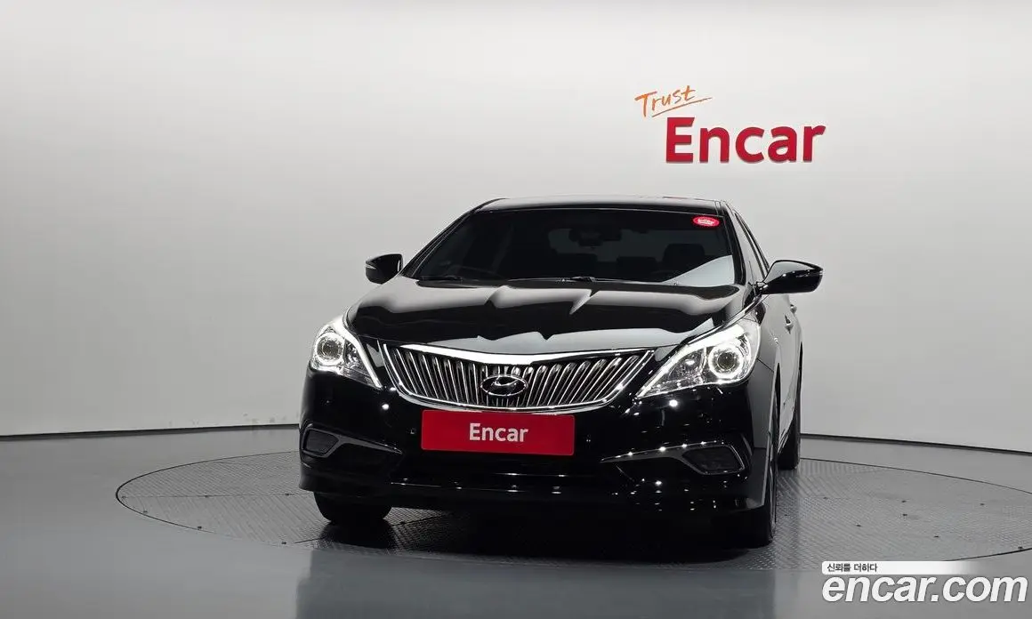 Hyundai Grandeur 2016 2.4 автомат (гидро), фото 3 Hyundai Grandeur 2016 2.4 автомат (гидро), фото 3