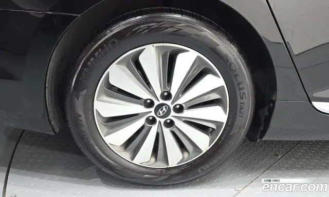 Hyundai Grandeur 2016 2.4 автомат (гидро), миниатюра 7 Hyundai Grandeur 2016 2.4 автомат (гидро), миниатюра 7