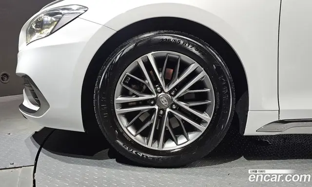 Hyundai Grandeur 2016 2.4 автомат (гидро), миниатюра 5