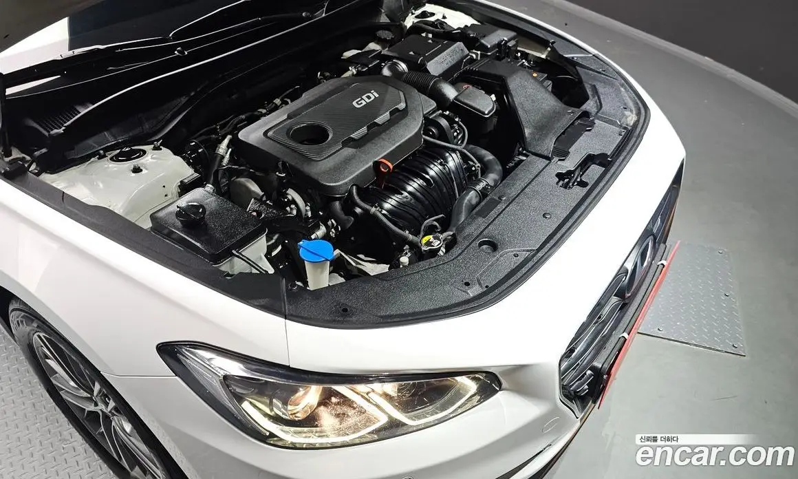 Hyundai Grandeur 2016 2.4 автомат (гидро), фото 6