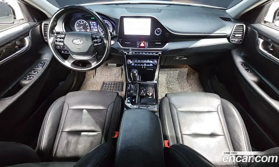 Hyundai Grandeur 2016 2.4 автомат (гидро), фото 7