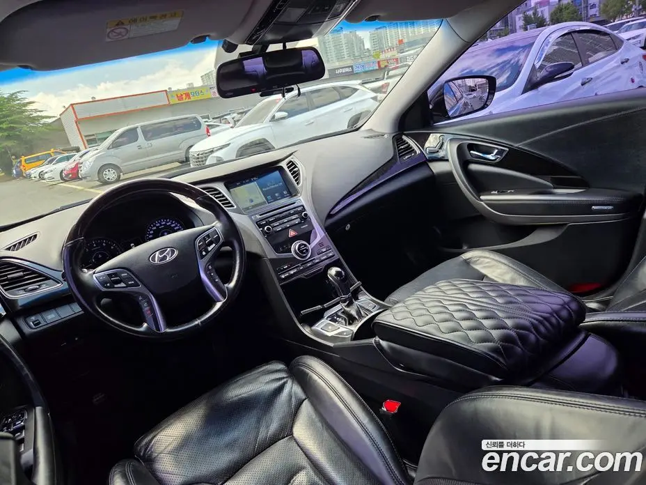 Hyundai Grandeur 2016 3.0 автомат (гидро), фото 12