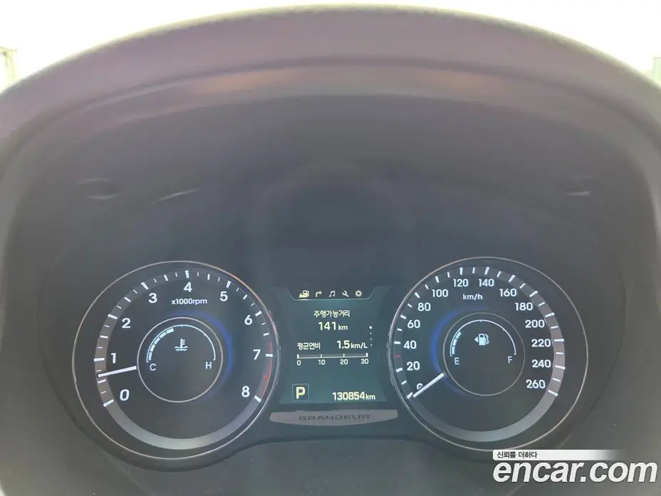 Hyundai Grandeur 2016 3.0 автомат (гидро), фото 8