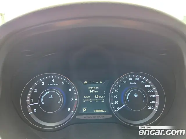 Hyundai Grandeur 2016 3.0 автомат (гидро), миниатюра 8