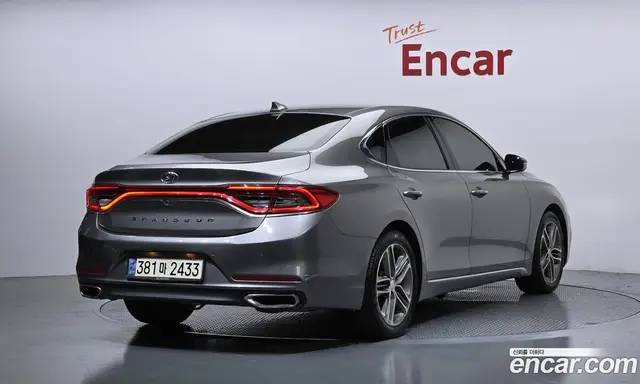 Hyundai Grandeur 2017 3.0 автомат (гидро), миниатюра 2 Hyundai Grandeur 2017 3.0 автомат (гидро), миниатюра 2