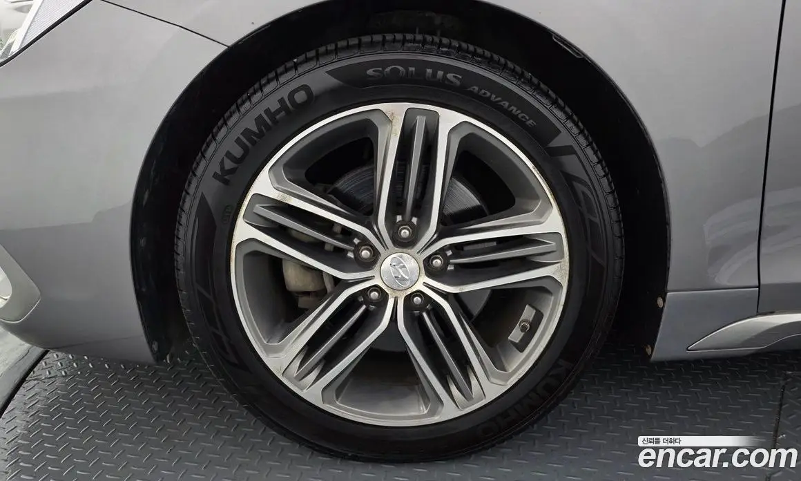 Hyundai Grandeur 2017 3.0 автомат (гидро), фото 5 Hyundai Grandeur 2017 3.0 автомат (гидро), фото 5
