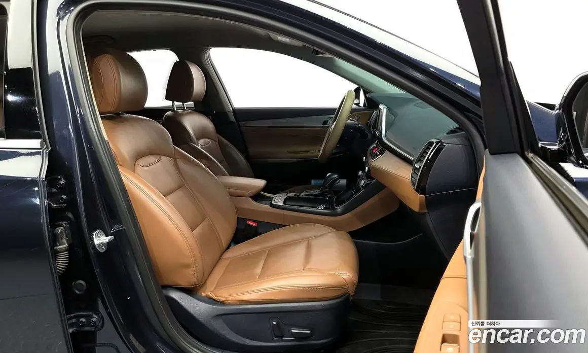 Hyundai Grandeur 2017 2.4 автомат (гидро), фото 16
