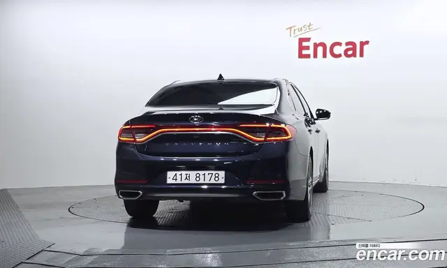Hyundai Grandeur 2017 2.4 автомат (гидро), миниатюра 4