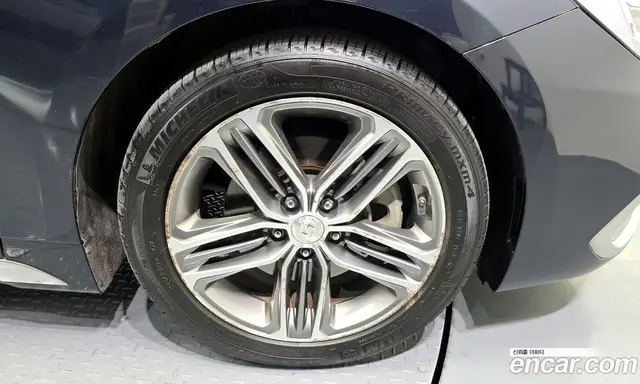 Hyundai Grandeur 2017 2.4 автомат (гидро), миниатюра 7