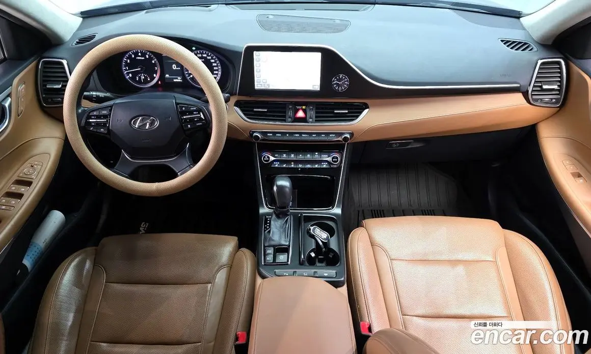 Hyundai Grandeur 2017 2.4 автомат (гидро), фото 10