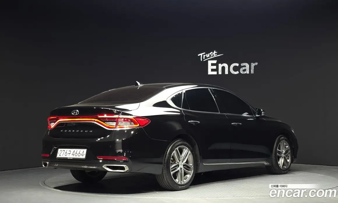 Hyundai Grandeur 2017 2.4 автомат (гидро), фото 2 Hyundai Grandeur 2017 2.4 автомат (гидро), фото 2