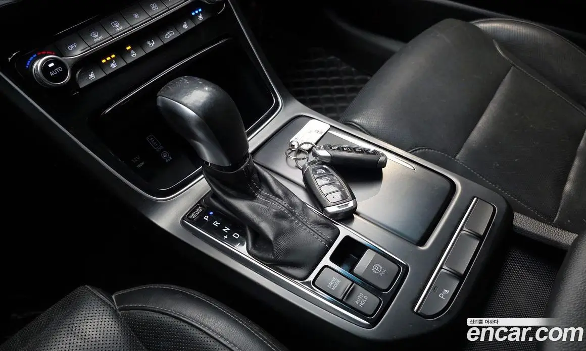 Hyundai Grandeur 2017 2.4 автомат (гидро), фото 9 Hyundai Grandeur 2017 2.4 автомат (гидро), фото 9