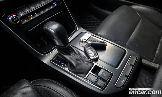 Hyundai Grandeur 2017 2.4 автомат (гидро), миниатюра 9 Hyundai Grandeur 2017 2.4 автомат (гидро), миниатюра 9