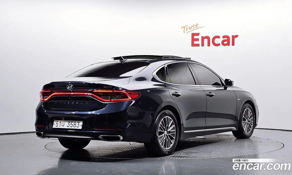 Hyundai Grandeur 2017 2.4 автомат (гидро), фото 2 Hyundai Grandeur 2017 2.4 автомат (гидро), фото 2