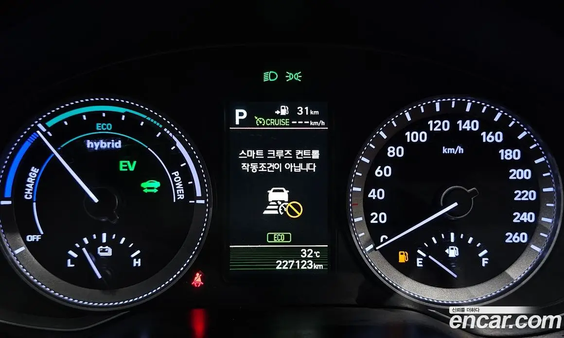 Hyundai Grandeur 2017 2.4 автомат (гидро), фото 11 Hyundai Grandeur 2017 2.4 автомат (гидро), фото 11