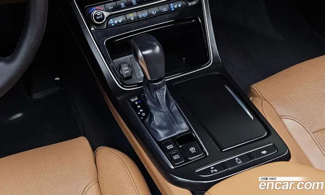Hyundai Grandeur 2017 2.4 автомат (гидро), миниатюра 12