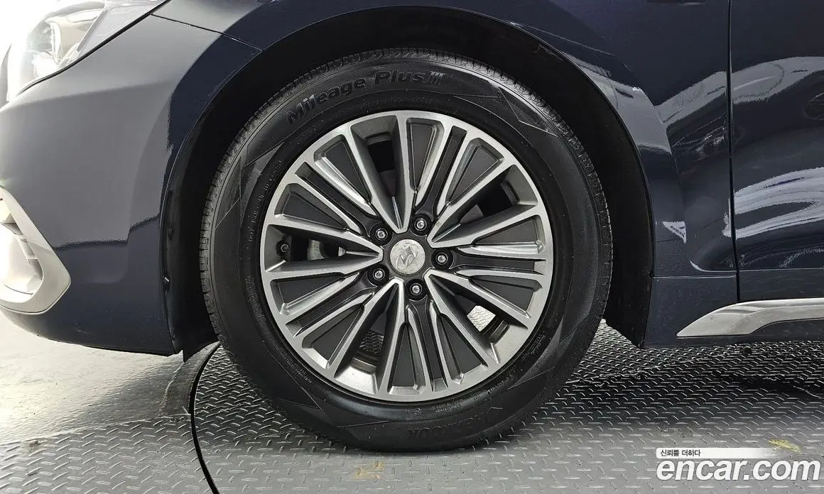 Hyundai Grandeur 2017 2.4 автомат (гидро), фото 5 Hyundai Grandeur 2017 2.4 автомат (гидро), фото 5