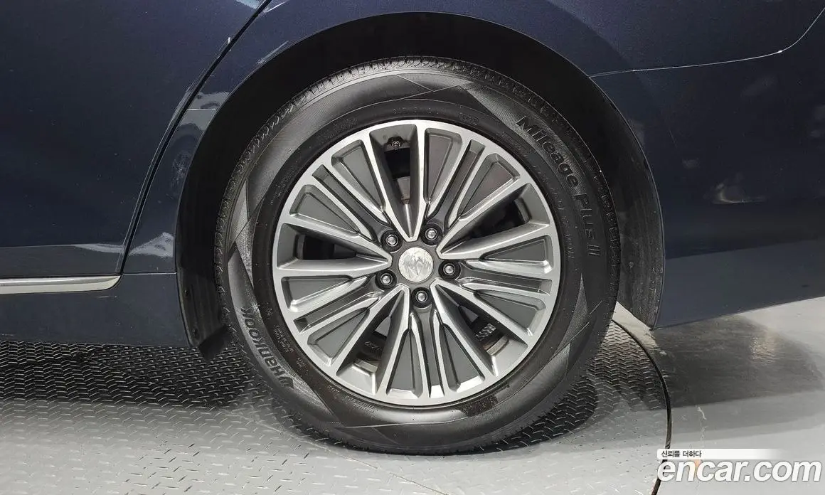 Hyundai Grandeur 2017 2.4 автомат (гидро), фото 7 Hyundai Grandeur 2017 2.4 автомат (гидро), фото 7
