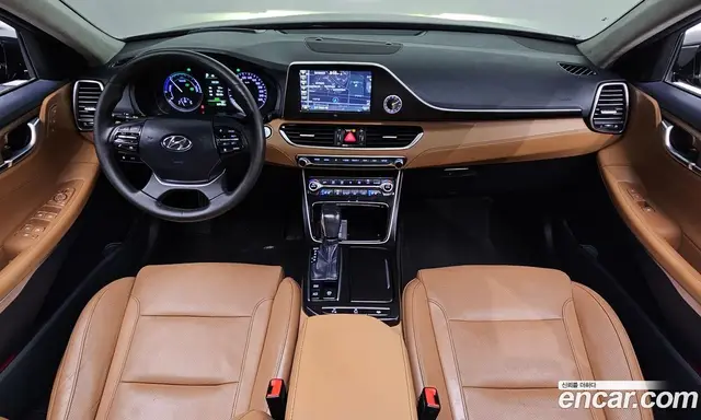 Hyundai Grandeur 2017 2.4 автомат (гидро), миниатюра 10 Hyundai Grandeur 2017 2.4 автомат (гидро), миниатюра 10