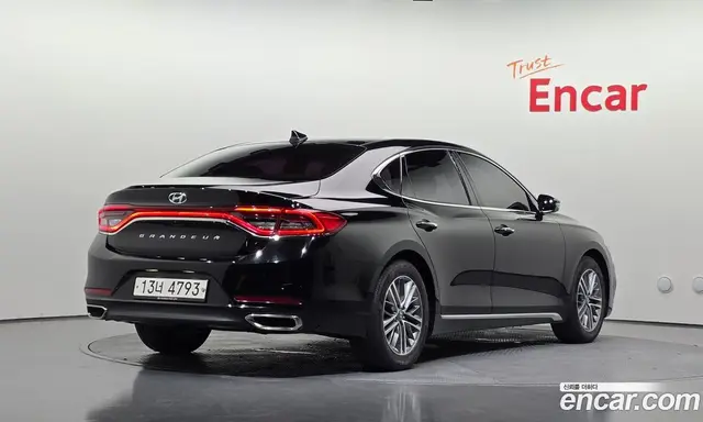 Hyundai Grandeur 2018 2.4 автомат (гидро), миниатюра 2