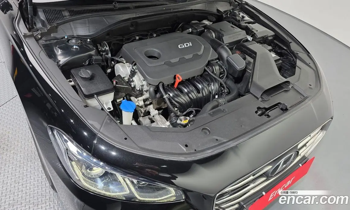 Hyundai Grandeur 2018 2.4 автомат (гидро), фото 6
