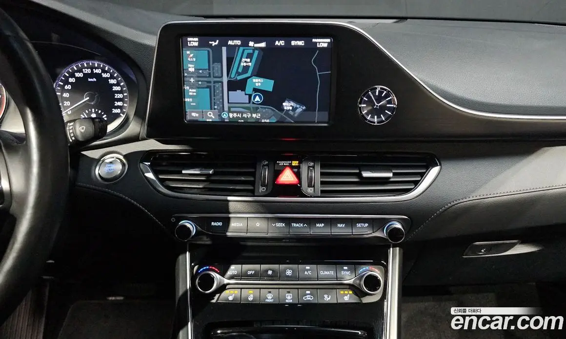 Hyundai Grandeur 2018 2.4 автомат (гидро), фото 12