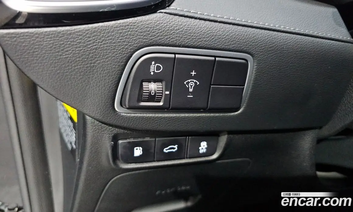 Hyundai Grandeur 2018 2.4 автомат (гидро), фото 16