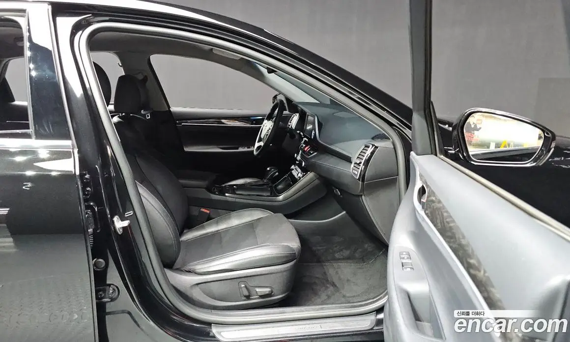 Hyundai Grandeur 2018 2.4 автомат (гидро), фото 18
