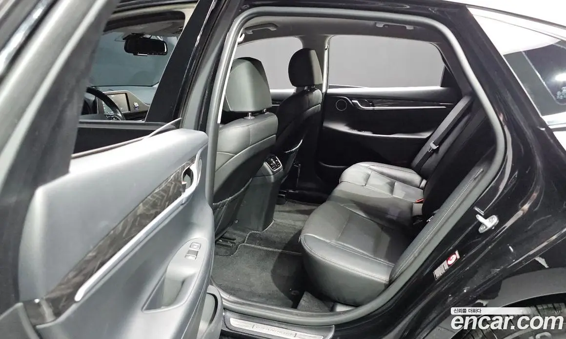 Hyundai Grandeur 2018 2.4 автомат (гидро), фото 19