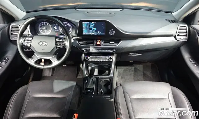 Hyundai Grandeur 2018 2.4 автомат (гидро), миниатюра 7