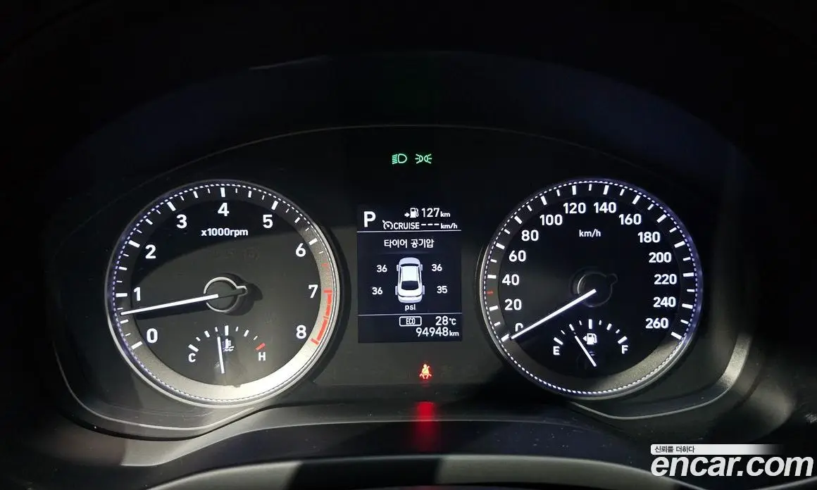 Hyundai Grandeur 2018 2.4 автомат (гидро), фото 8