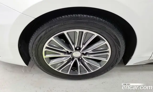 Hyundai Grandeur 2019 2.4 автомат (гидро), миниатюра 5 Hyundai Grandeur 2019 2.4 автомат (гидро), миниатюра 5