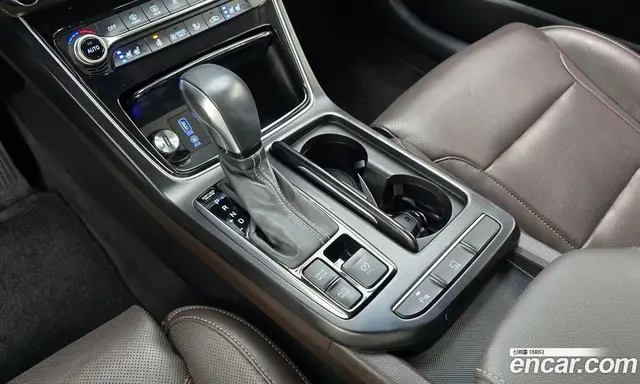Hyundai Grandeur 2019 2.4 автомат (гидро), миниатюра 9