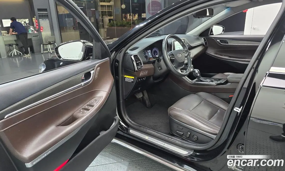 Hyundai Grandeur 2019 2.4 автомат (гидро), фото 10