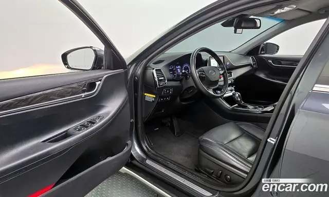 Hyundai Grandeur 2019 2.4 автомат (гидро), миниатюра 11 Hyundai Grandeur 2019 2.4 автомат (гидро), миниатюра 11